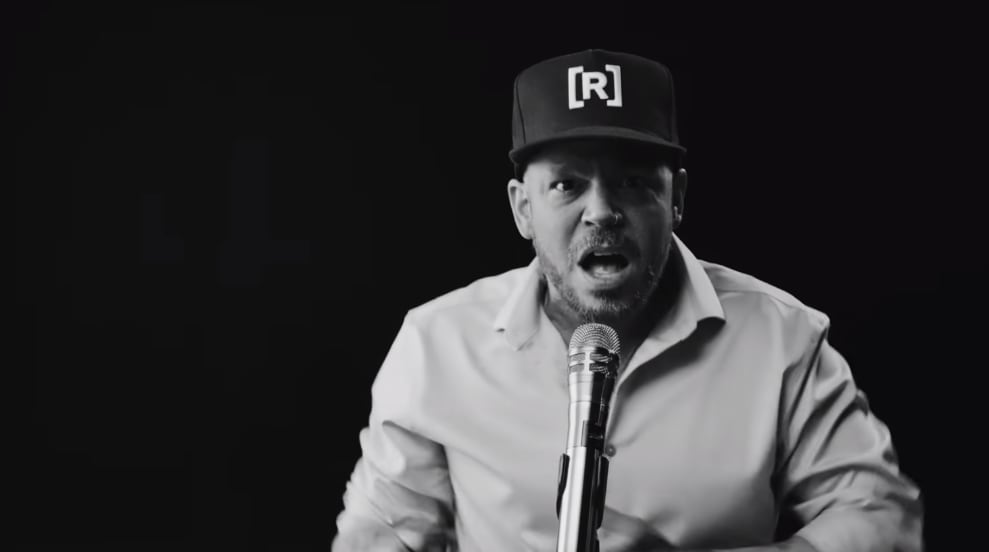 Residente, rapero.