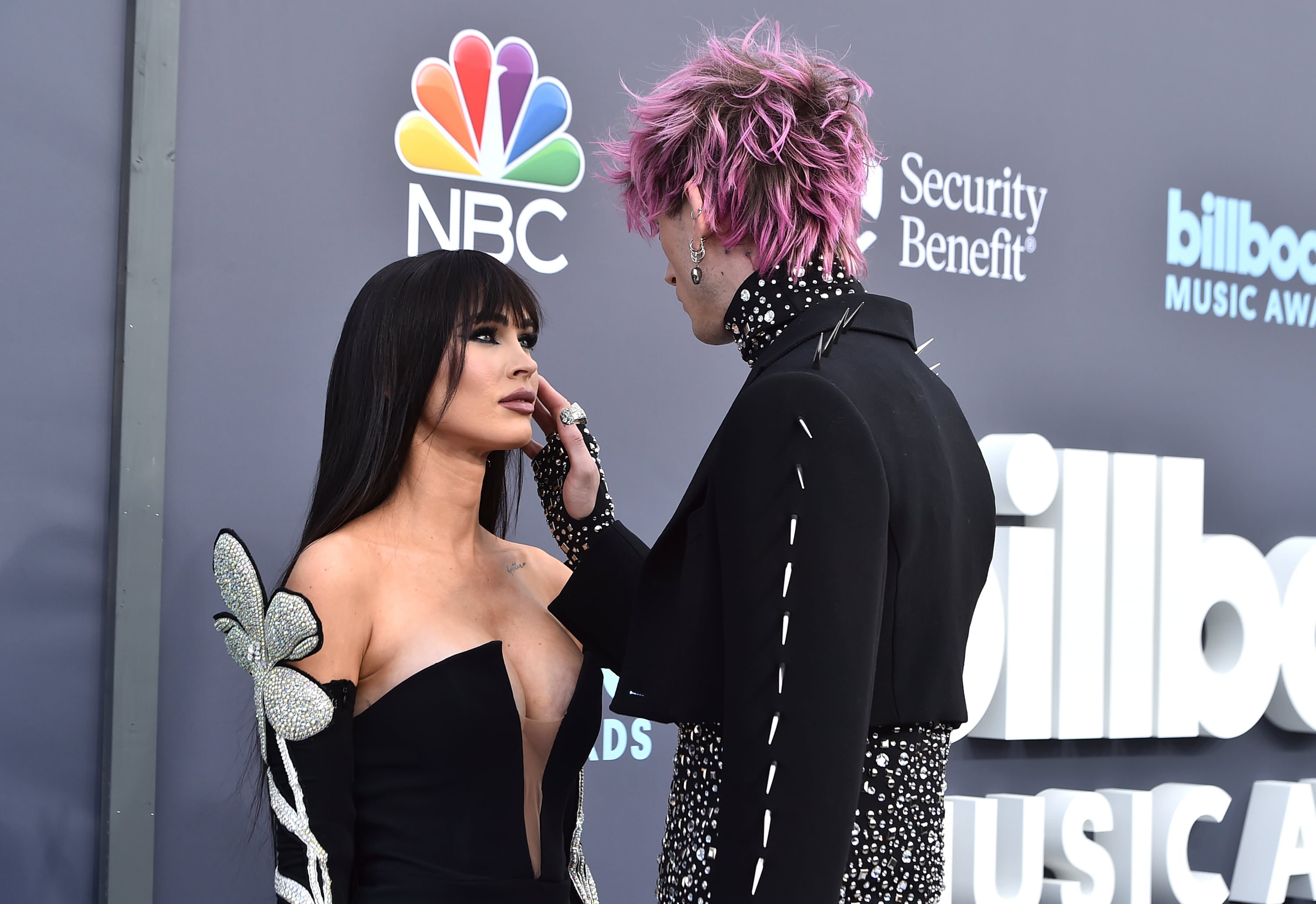 Machine Gun Kelly y Megan Fox en los Billboard Music Awards 2022