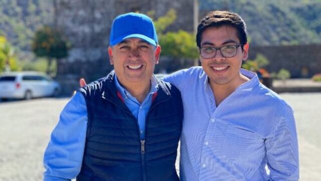 ¿Quién le hace las canciones a Pancho Pelayo allá en BCS?