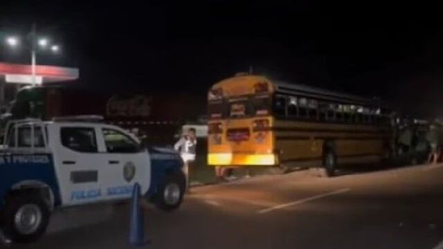 Un autobús con fans de Marathón de Honduras fue víctima de un atentado por parte de barristas del Motagua.