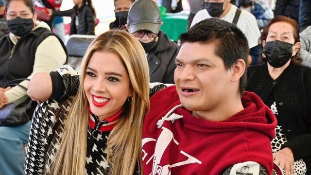 Presidenta del DIF de San Luis Potosí entrega dispositivos de movilidad a discapacitados