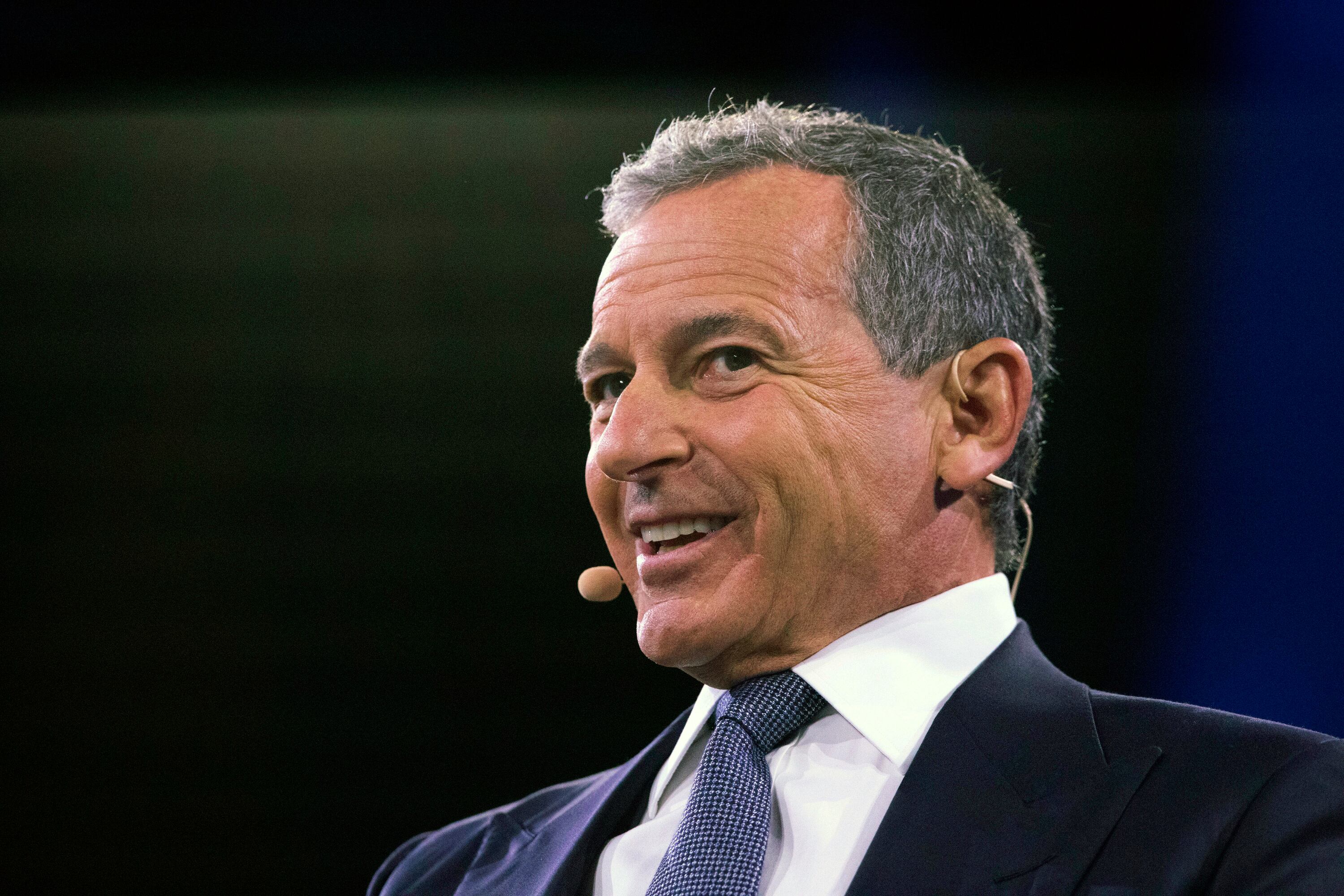¿Qué pasa dentro de Disney? Bob Iger asume cargo pese a despidos masivos y rumor sobre Kevin Feige