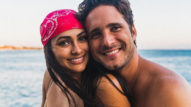 Diego Boneta y Renata Notni