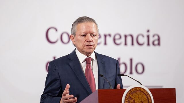 Arturo Zaldívar responde a Margarita Zavala sobre su sueldo en Presidencia