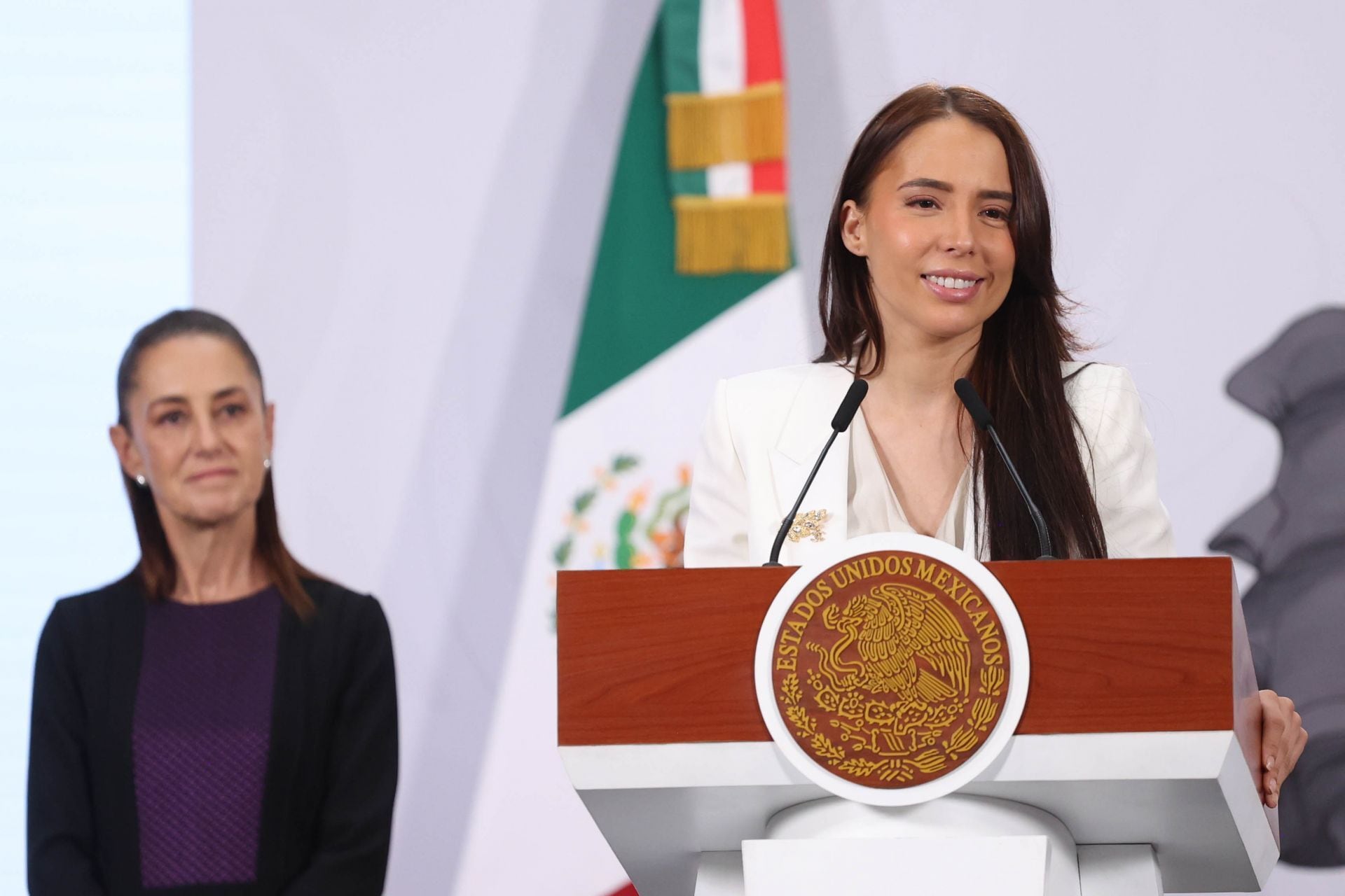 Claudia Sheinbaum, Claudia Curiel de Icaza y Majo Aguilar presentaron la segunda edición de México Canta