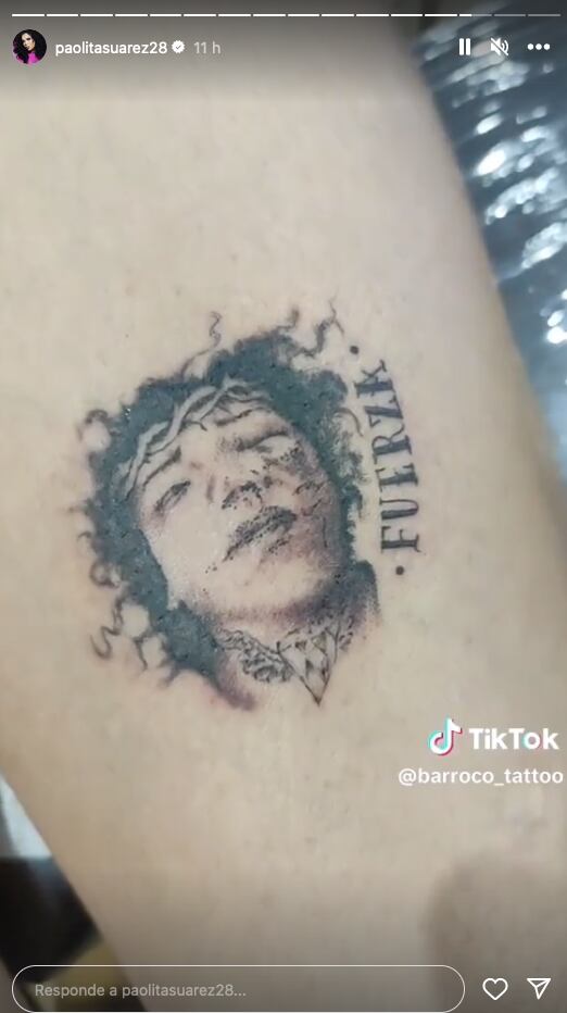 Fan de Paolita Suárez se la tatúa golpeada y ella lo comparte.