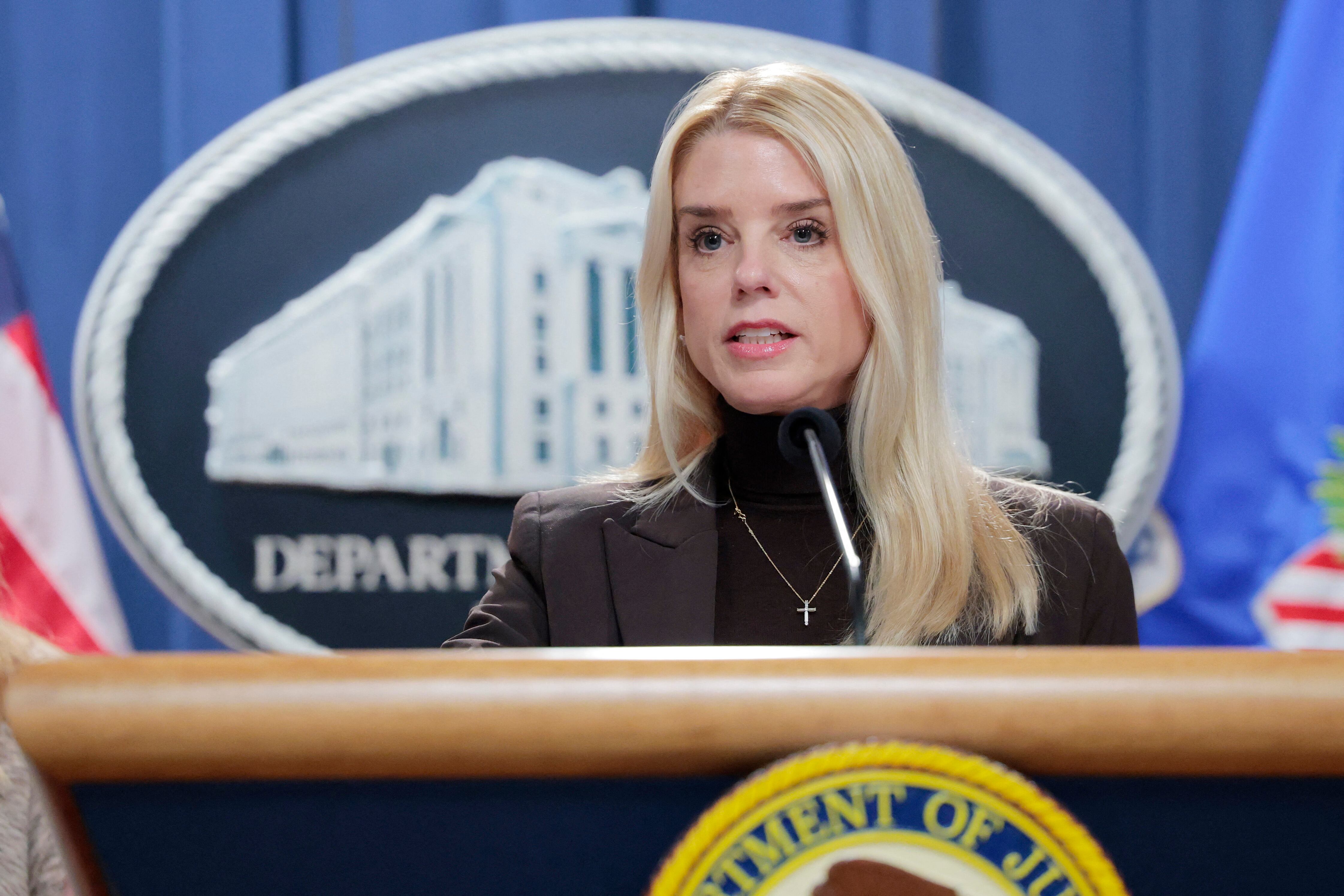 Pam Bondi, fiscal general de Estados Unidos