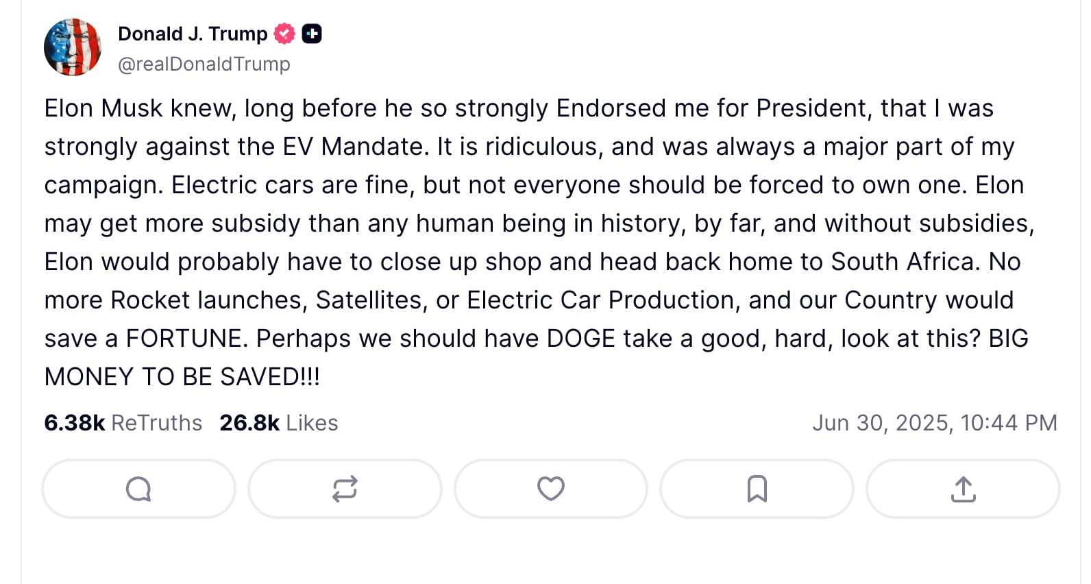 Donald Trump alimenta especulaciones de deportación de Elon Musk