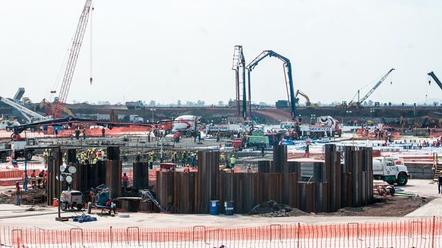 Obras del Nuevo Aeropuerto. ICA y Slim, líderes.