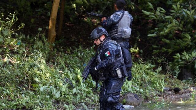 Elementos de la Gendarmería durante las labores de búsqueda.
