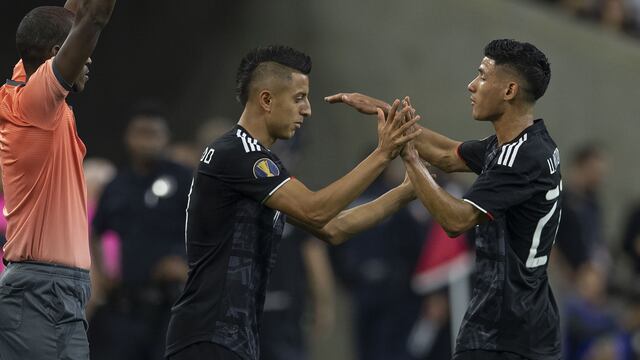 Roberto Alvarado y Uriel Antuna