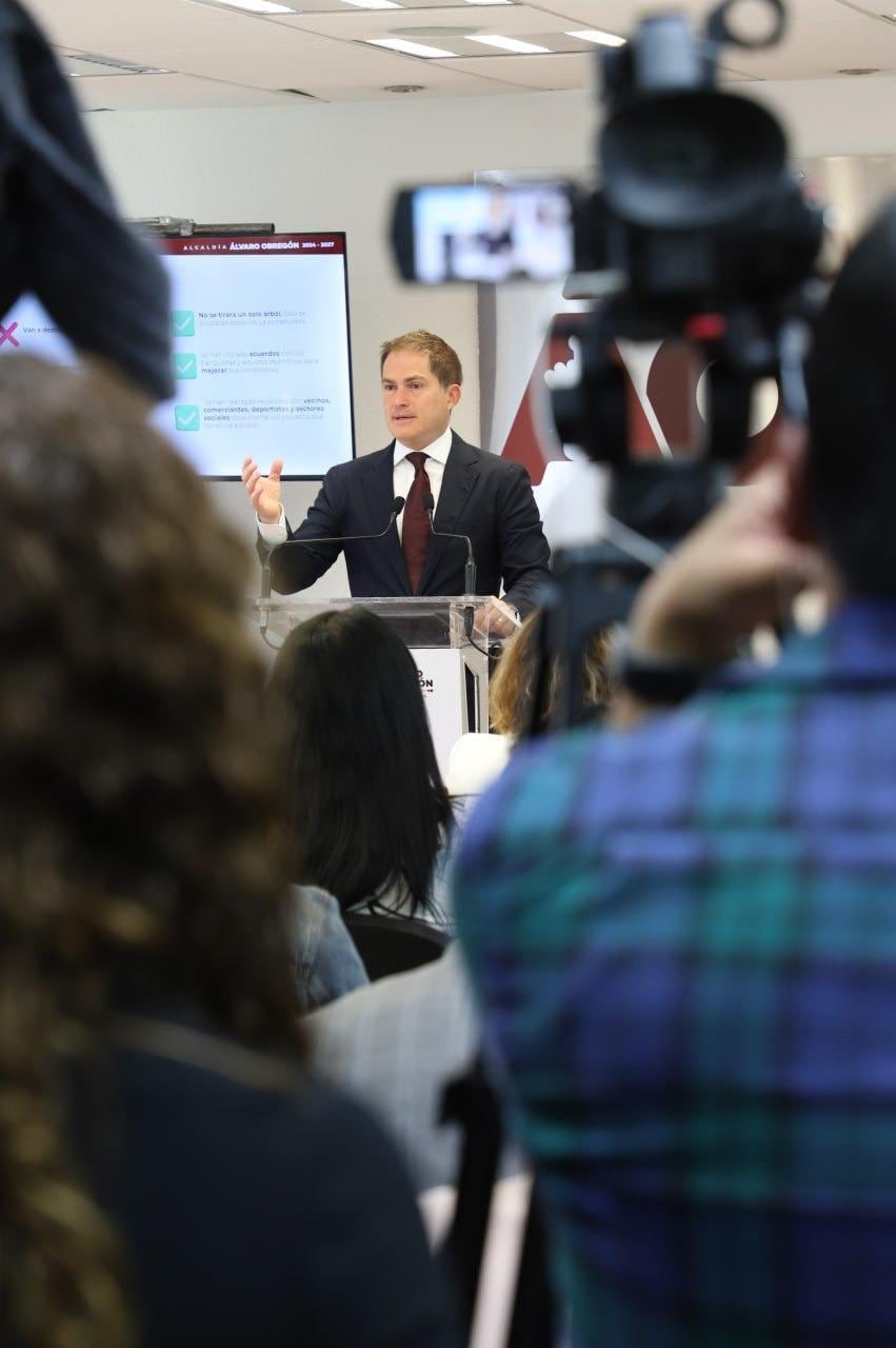 Javier López Casarín presenta Utopia en Parque Águilas-Japón