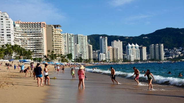 Playas de Guerrero se alistan para este fin de semana largo
