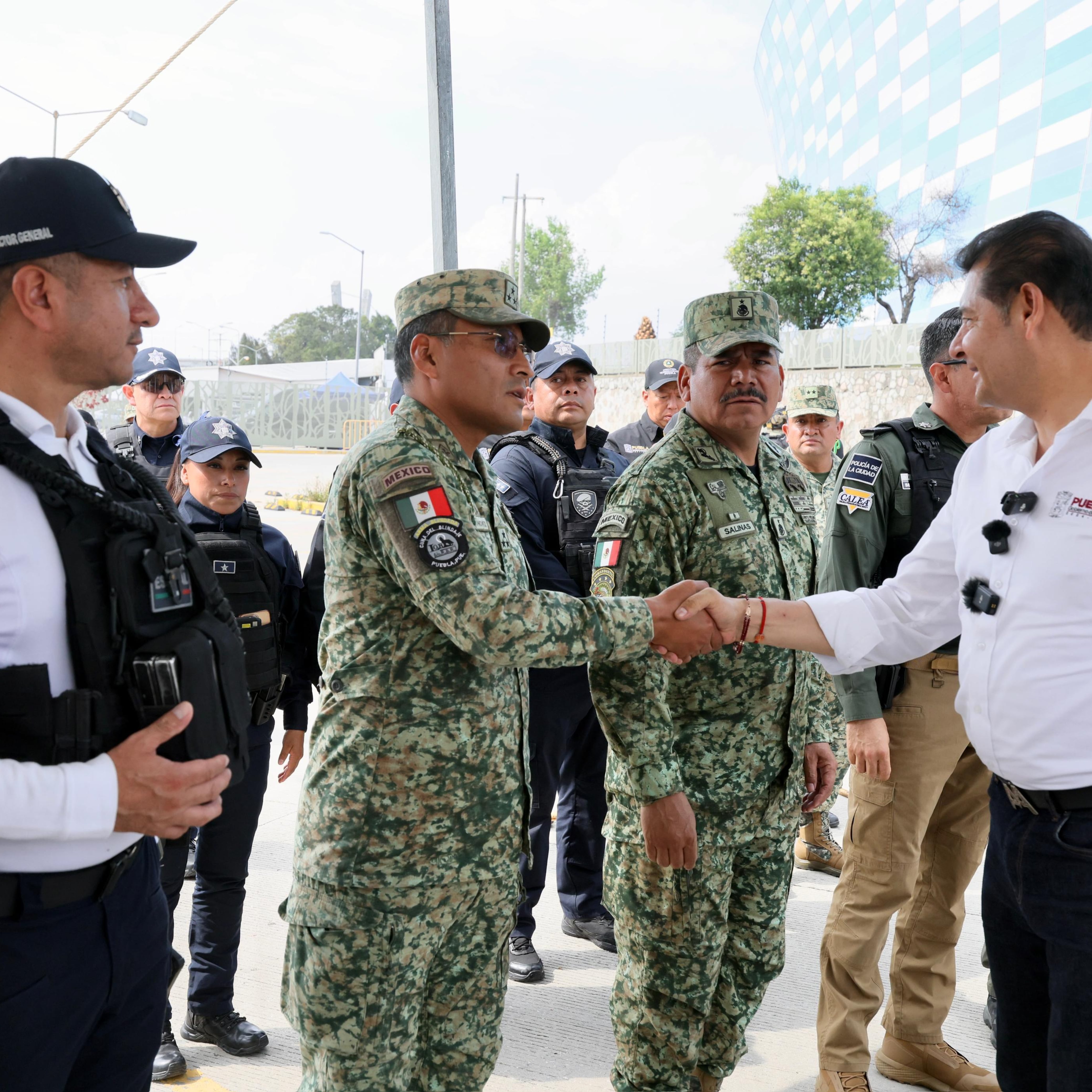Alejandro Armenta supervisa operativo para partido México vs Ghana en Puebla