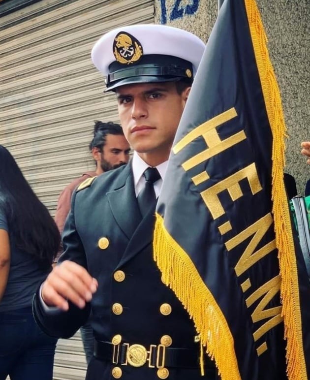 Soldado del Desfile Militar 2021