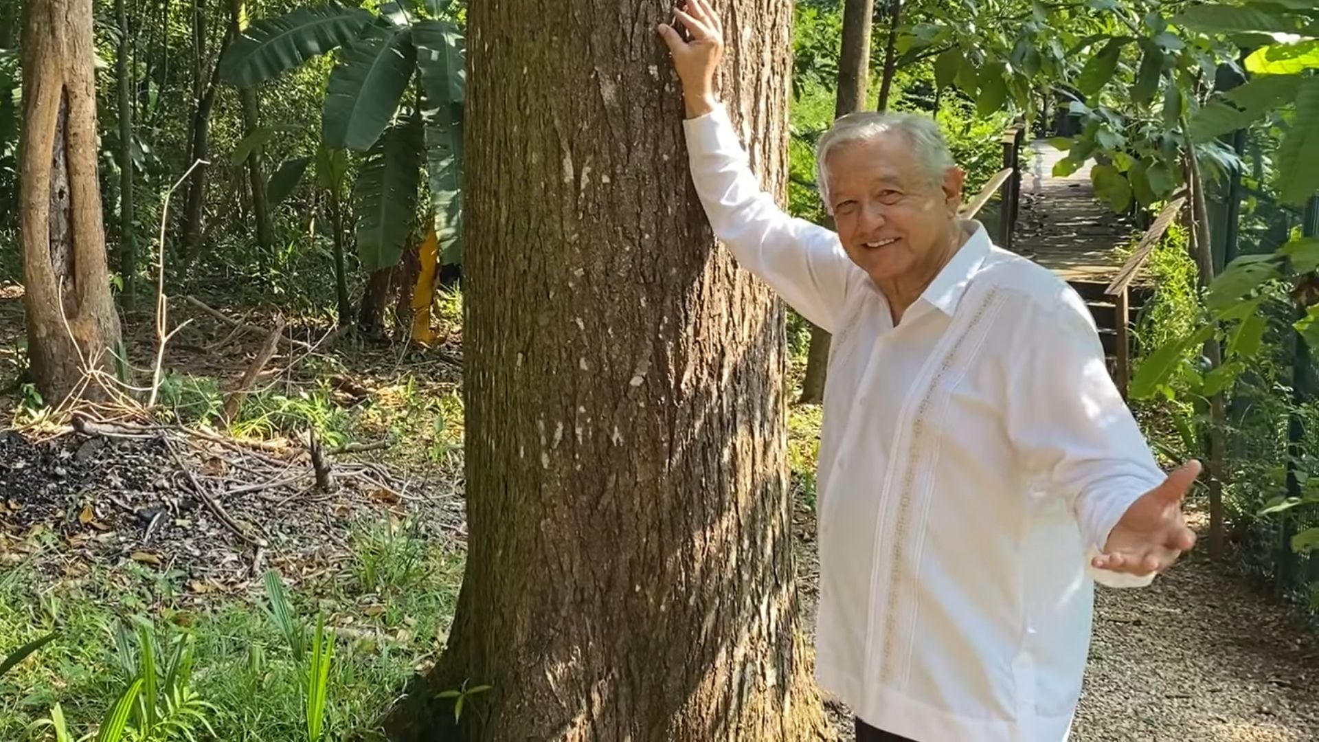 AMLO en su cumpleaños 69