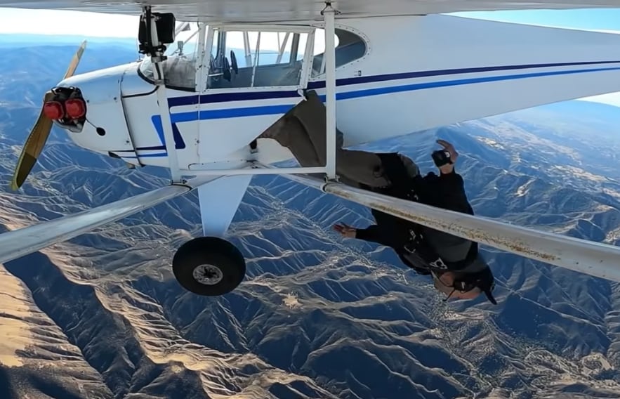 Youtuber estrelló su avión