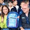 Libia Dennise García entregó mochilas y útiles escolares para estudiantes de primaria en Guanajuato