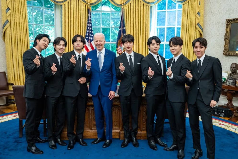 BTS y el exPresidente Joe Biden