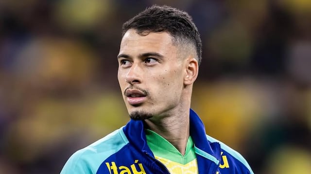 Gabriel Martinelli es delantero del Arsenal y de la selección de Brasil.