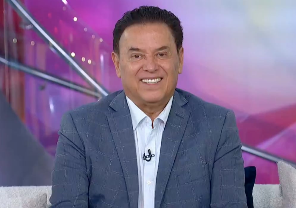 Mario Bezares
