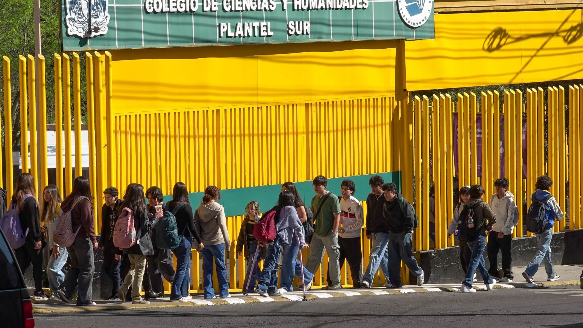 CCH Sur no reabrirá hasta que funcionen los torniquetes de acceso: UNAM