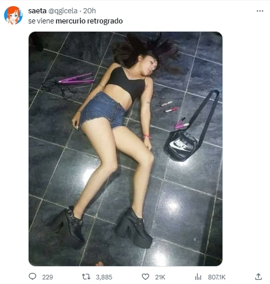 Memes por Mercurio Retrógrado