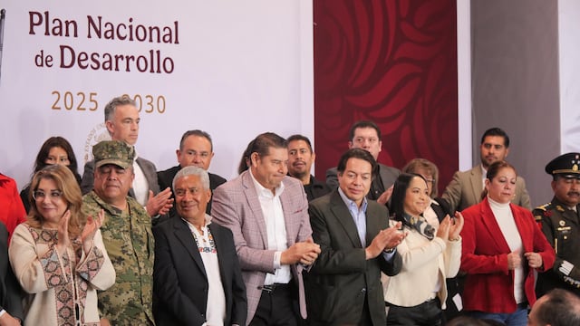 Mario Delgado y Alejandro Armenta encabezaron la presentación del Plan Nacional de Desarrollo 2025-2030 en Puebla