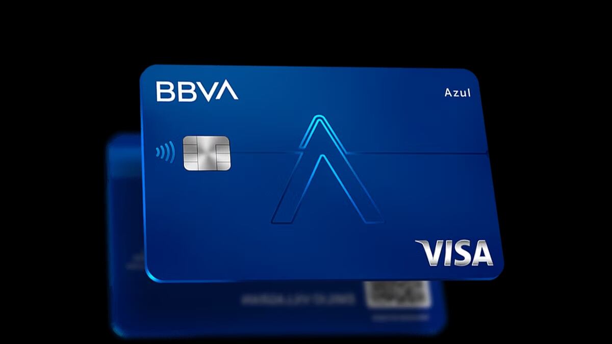BBVA: Condusef alerta de lo que debes tomar en cuenta antes de pedir una tarjeta de crédito en este banco