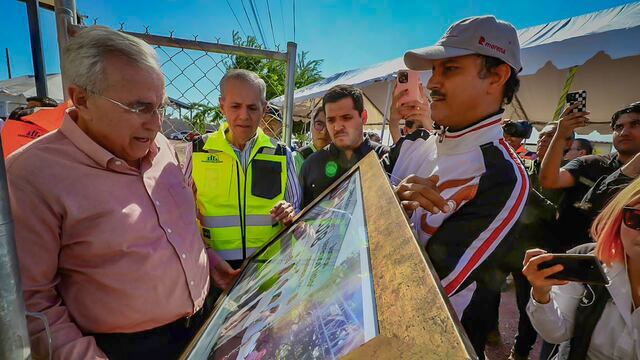 Rubén Rocha coloca primera piedra de Ciudad Millennial