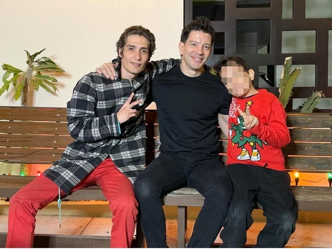Yahir se reunió con sus dos hijos en navidad