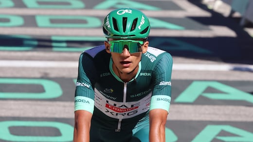 Isaac del Toro baja al octavo lugar del Tour de Francia 2026