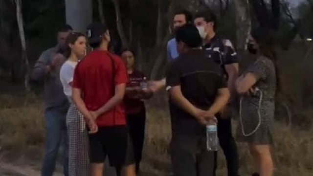 Samuel García y Mariana Rodríguez