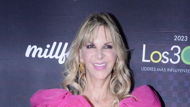 Shanik Berman, conductora.
