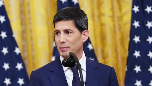 Kevin Warsh jura como nuevo presidente de la Reserva Federal de Estados Unidos