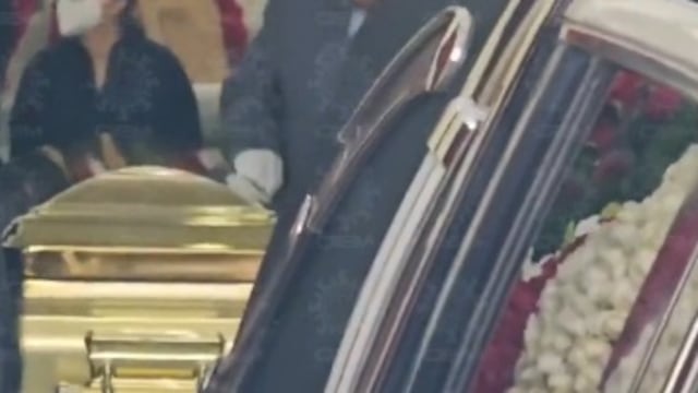 El féretro dorado de El Mencho