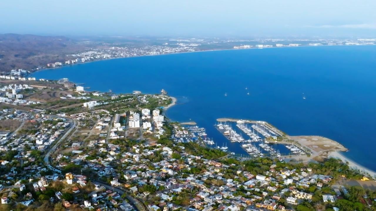 Miguel Ángel Navarro Quintero avanza en recuperación de patrimonio.