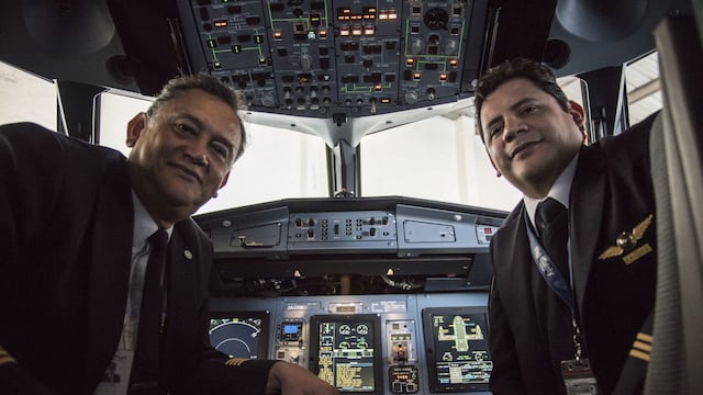 Pilotos mexicanos, cabina de ATR Serie-600