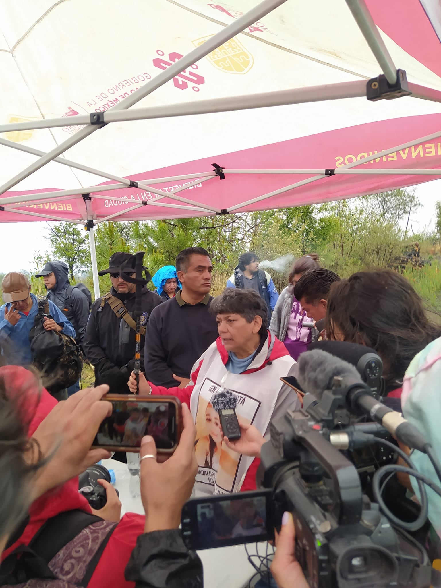 Mamá de Pamela en la jornada de búsqueda este 23 y 24 de mayo