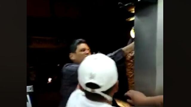 "Lord tacos" tira trompo al pastor