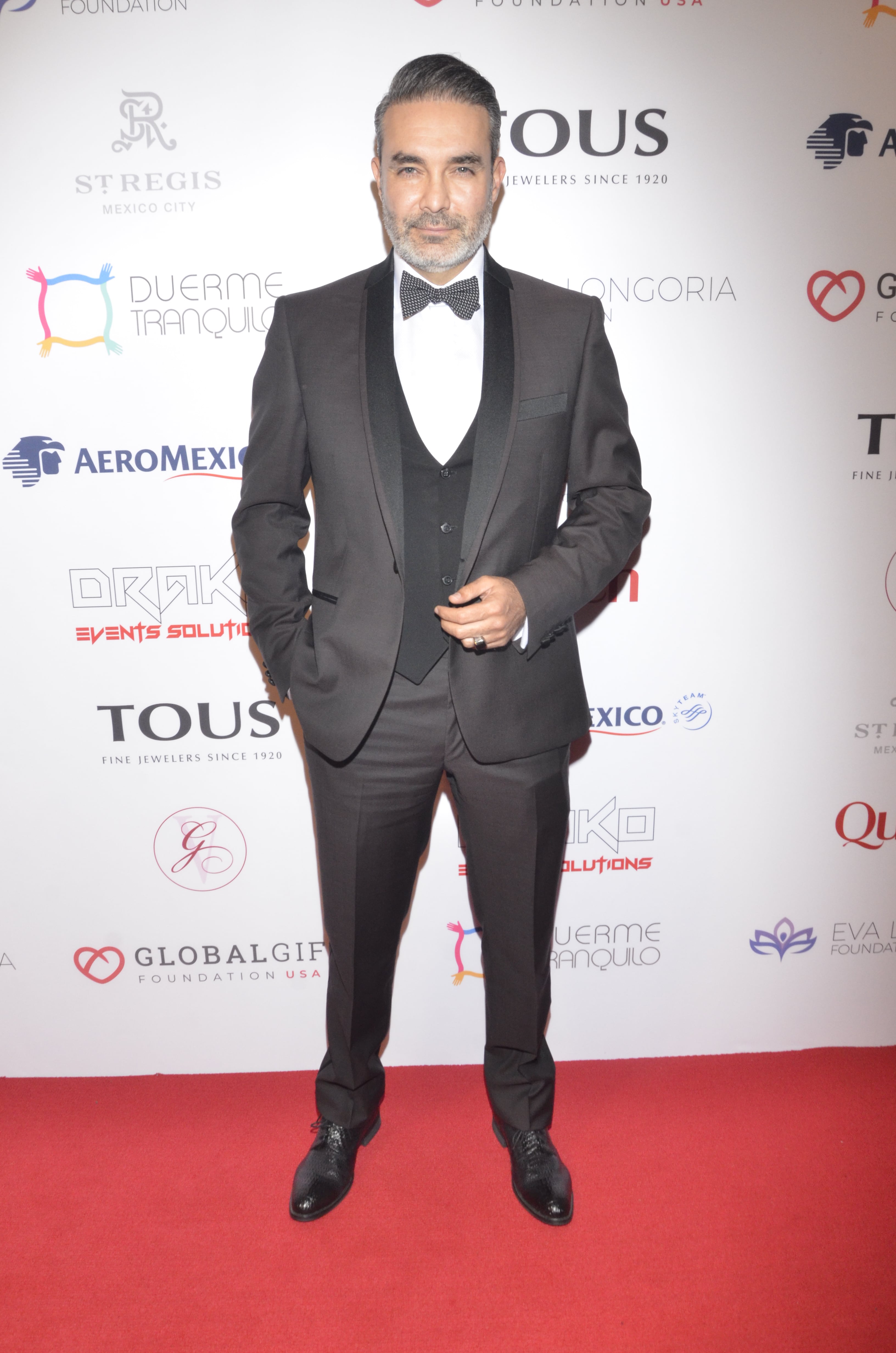 Mauricio Islas, actor.