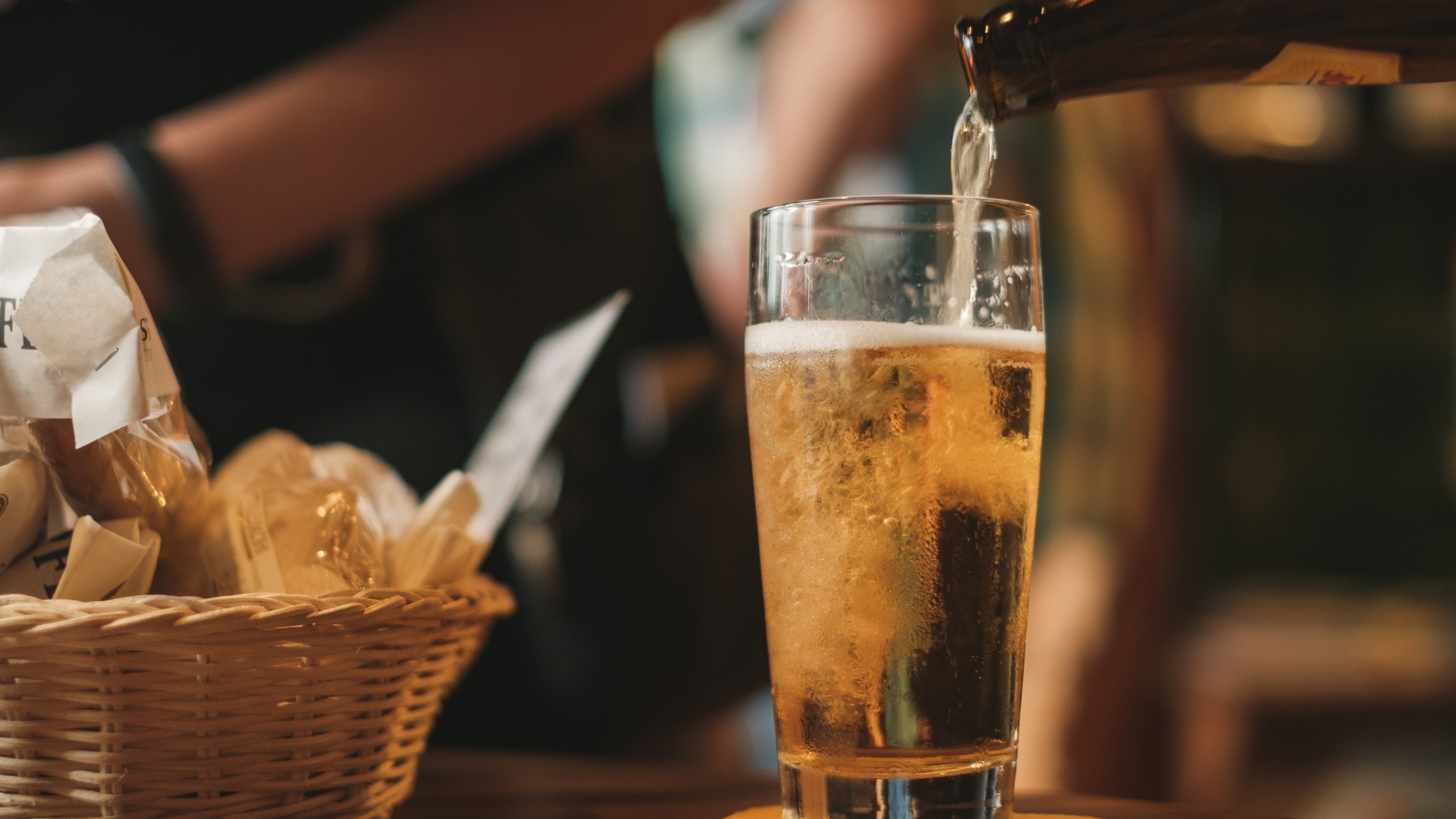 Francia tirará al menos 10 millones de litros de cerveza por falta de consumo