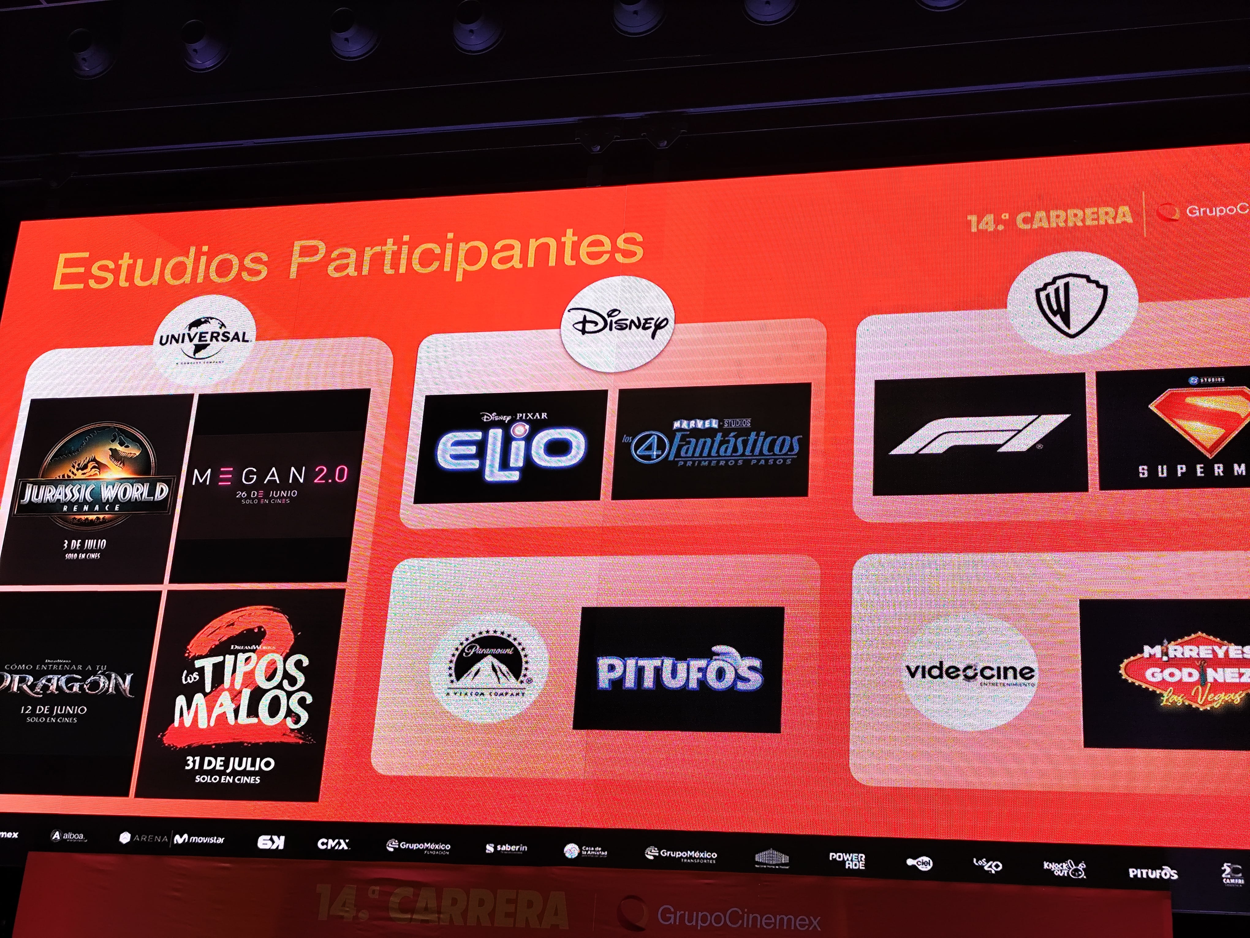 Carrera nocturna Cinemex 2025