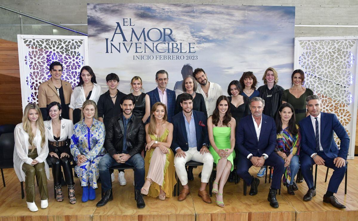 Este guapísimo actor se incorpora a El Amor Invencible