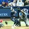 Carlos Soto, de Sultanes de Monterrey, sufre brutal pelotazo directo a la cabeza