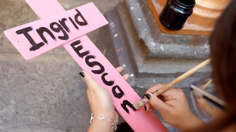 Feminicidio de Ingrid Escamilla llega al Senado; ofrecen minuto de aplausos en su memoria