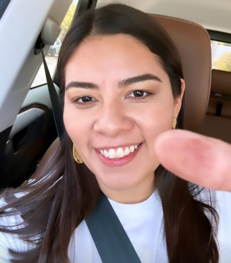 Vida Gómez Herrera, candidata a la gubernatura de Yucatán, ya emitió su voto en Mérida en las elecciones Yucatán 2024