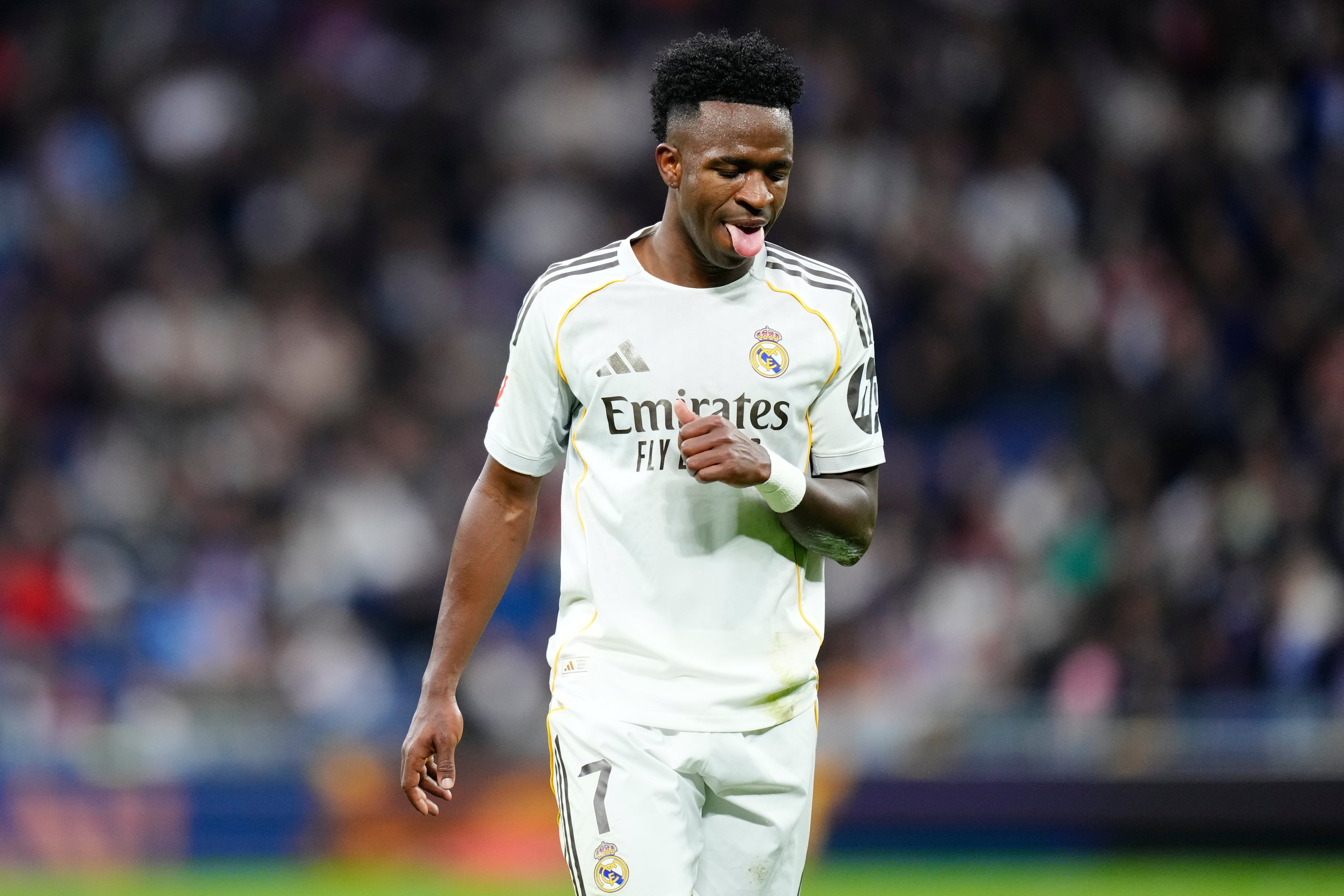 Vinícius Jr. es captado llorando tras abucheos de fans del Real Madrid