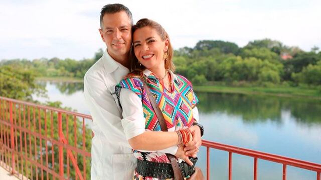 Alejandro Murat y su esposa Ivette Murat