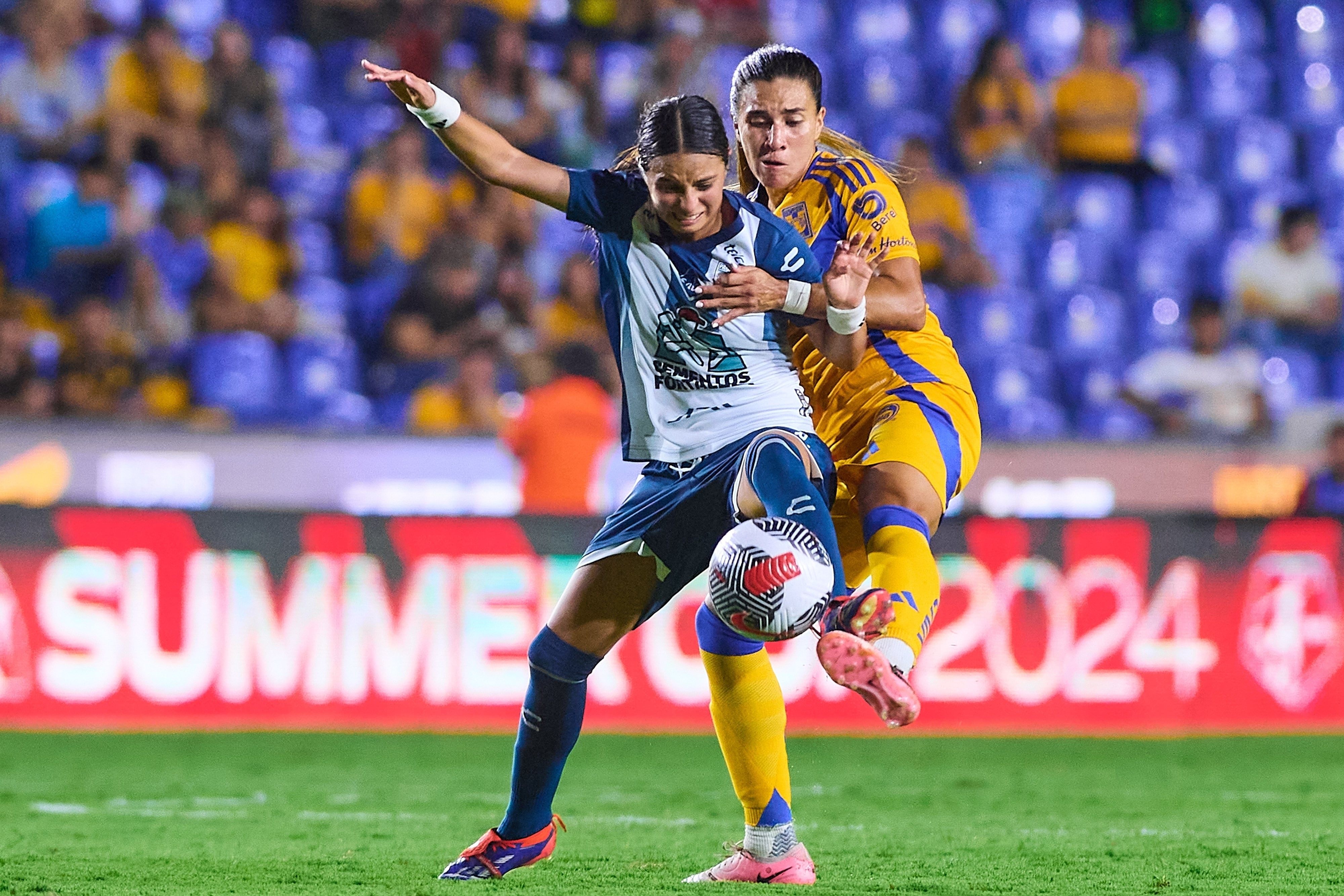 Club Tigres vs CF Pachuca en la Summer Cup